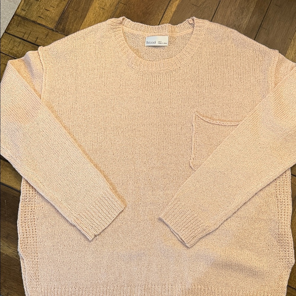 BE COOL Women’s Crewneck Sweater